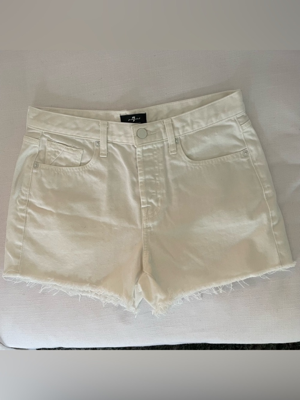 7 For All Mankind White Denim Monroe Cut Off Shorts Beach Festival Womens Sz 26